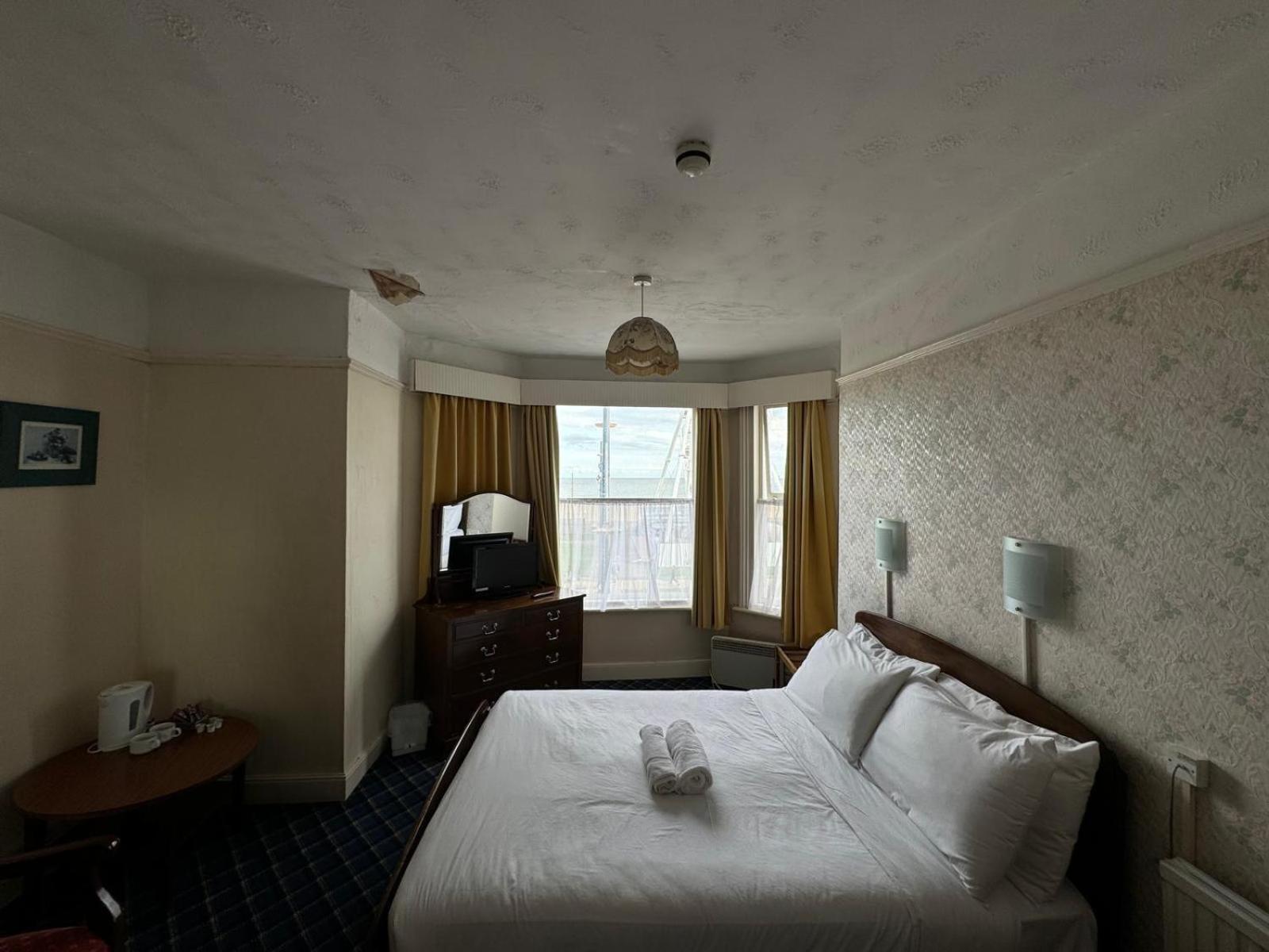 Royal Hotel Горад Грэйт Ярмут Стая снимка